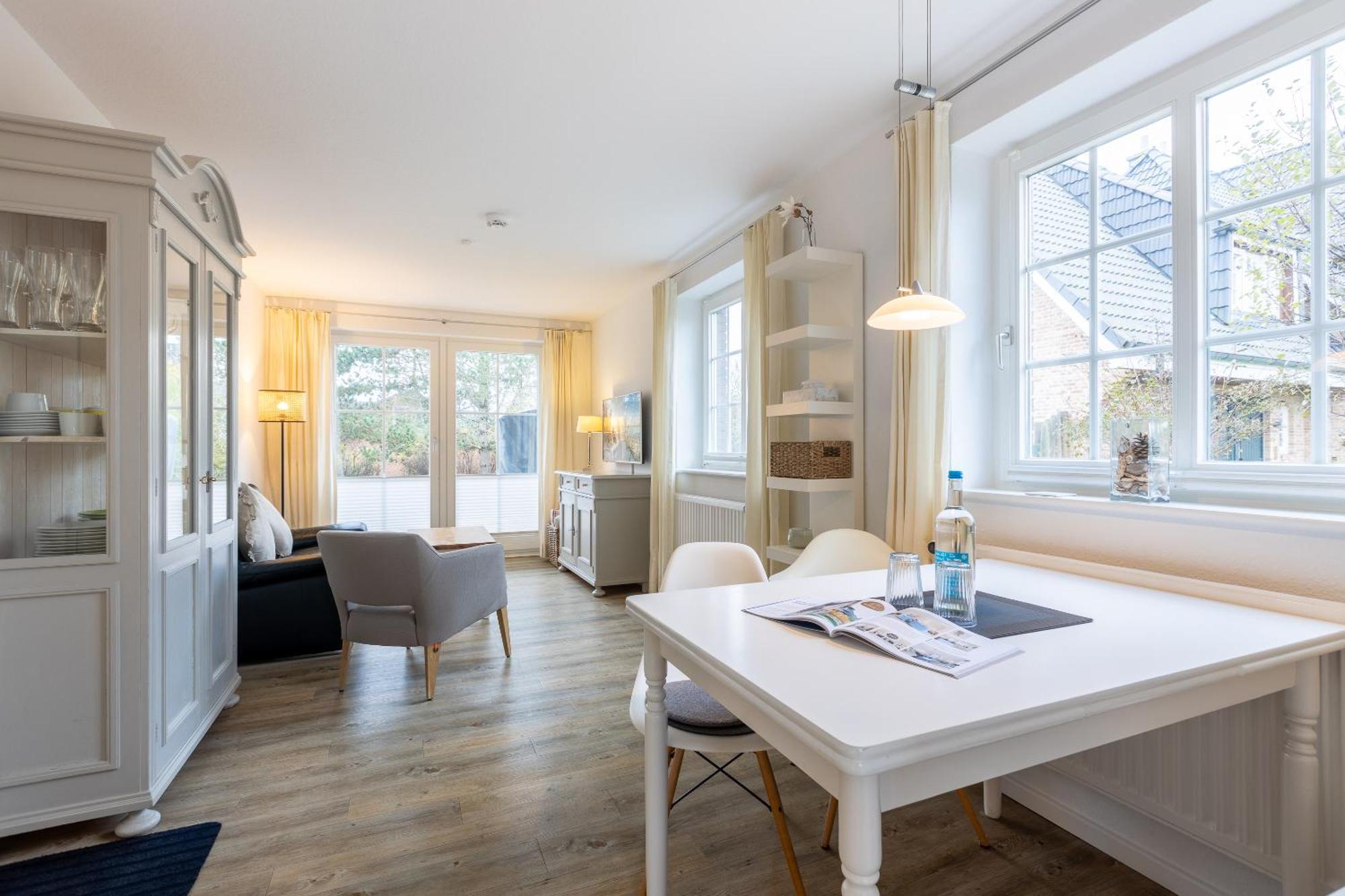 Apartment Feriendomizil App 7 Wenningstedt-Braderup